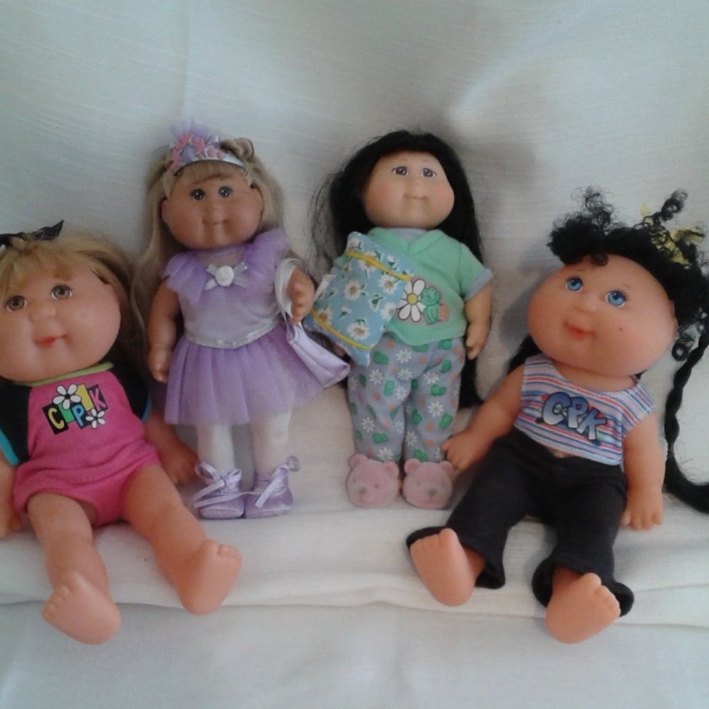 Cabbage Patch Dols
